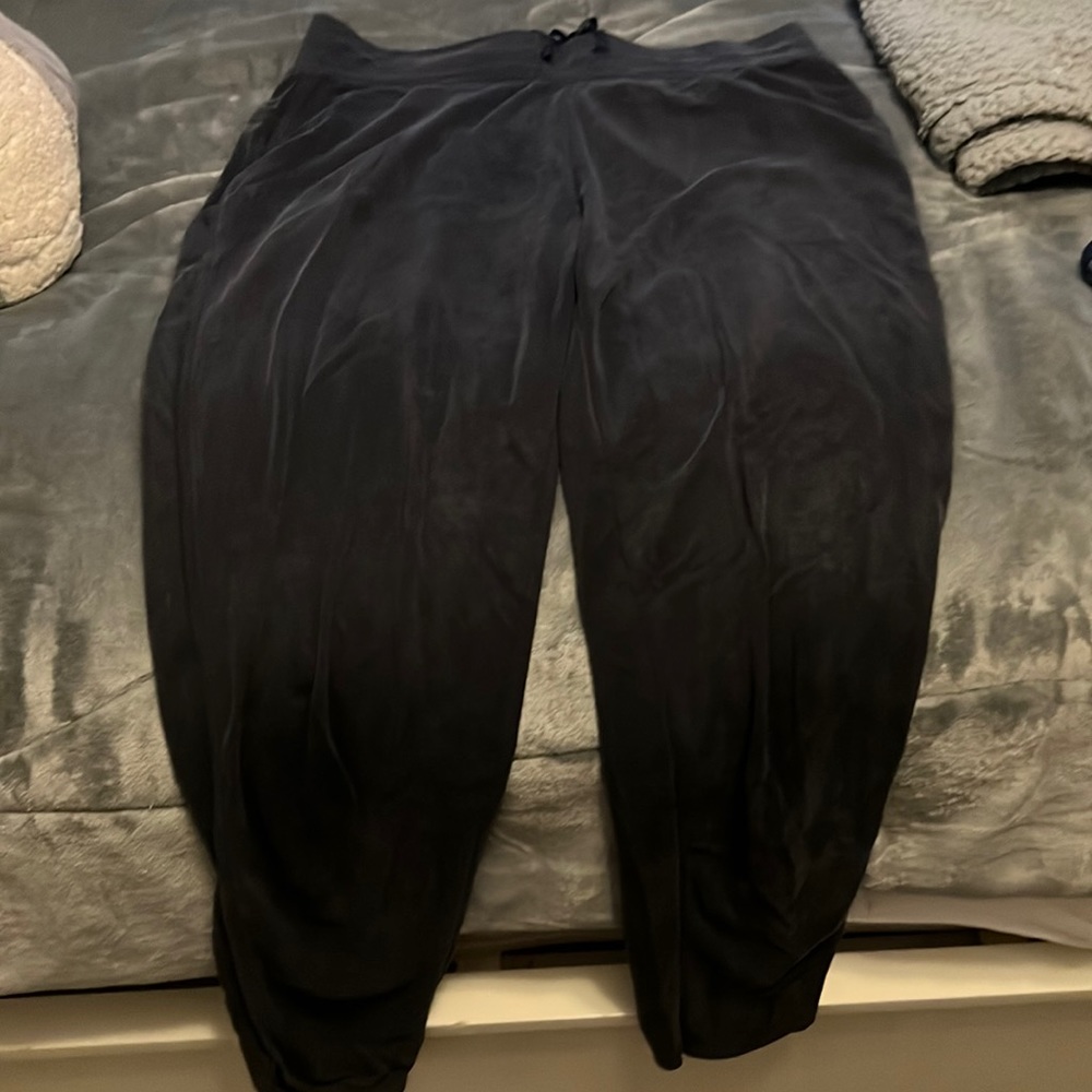 Victoria Sport Yoga Pants